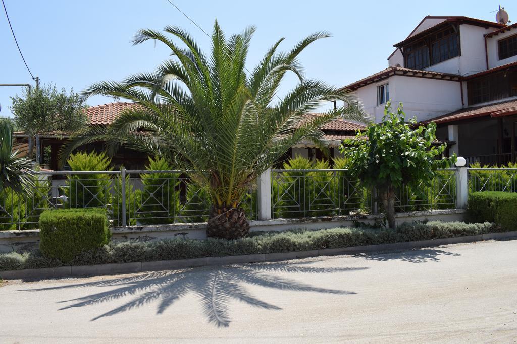 Menis Haus Apartamento Vrasná Exterior foto