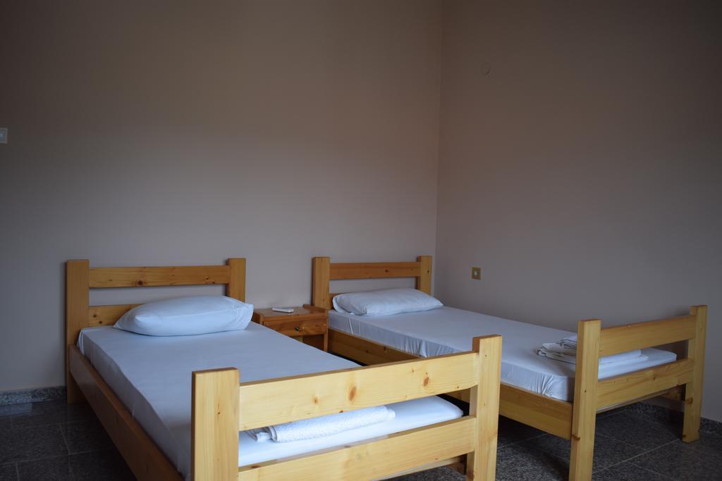Menis Haus Apartamento Vrasná Exterior foto