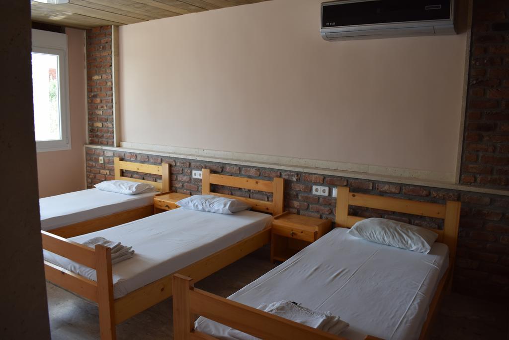 Menis Haus Apartamento Vrasná Exterior foto